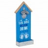 ABRIDOR BOTELLAS CASITA CON JARRAS DE CERVEZA PARED MADERA AZUL 14X4.5X30 CM.